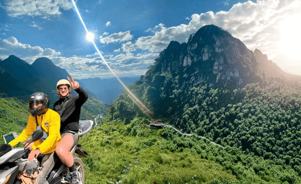 Ha Giang Loop 2026: Easy rider vs. Self-ride? (The honest truth about safety and costs)