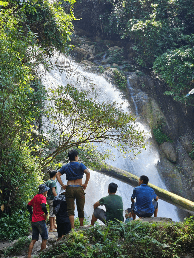 Khau Lan Waterfall in Ha Giang: The new safe trail by Motorventures